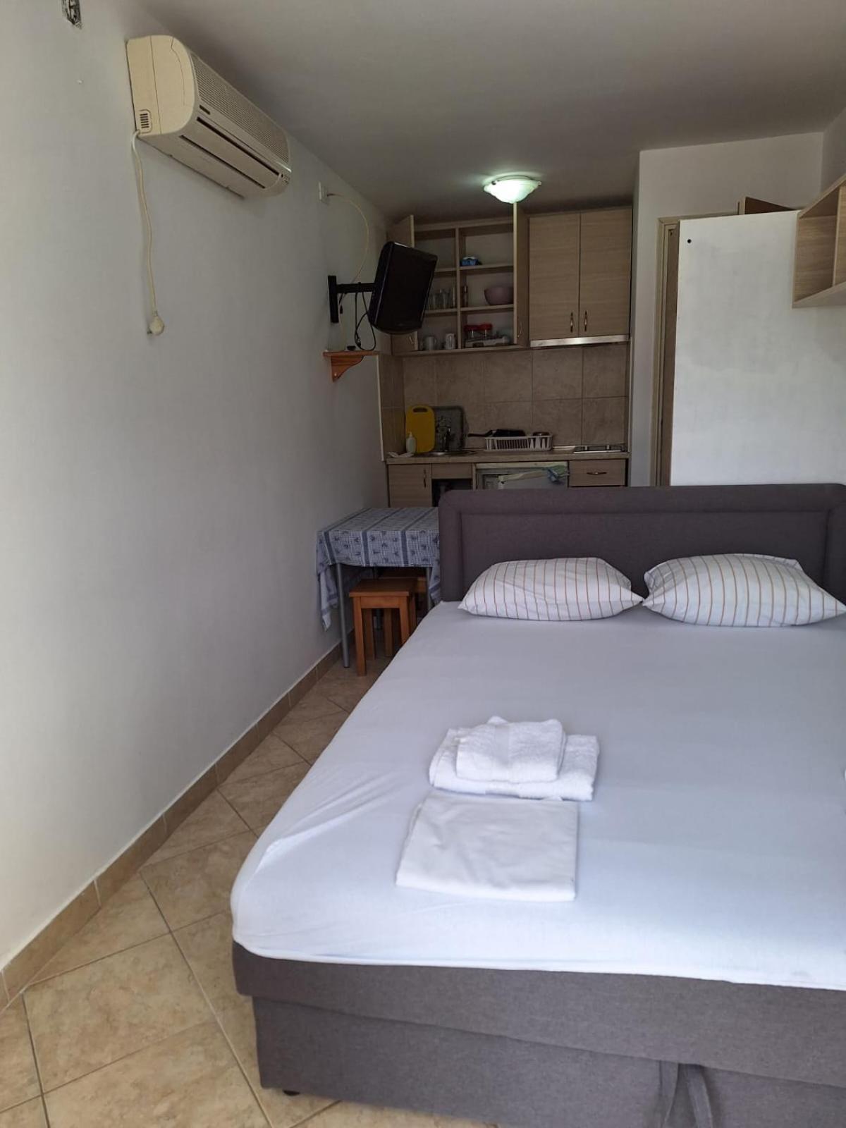 Apartments Iva Kotor Exterior photo